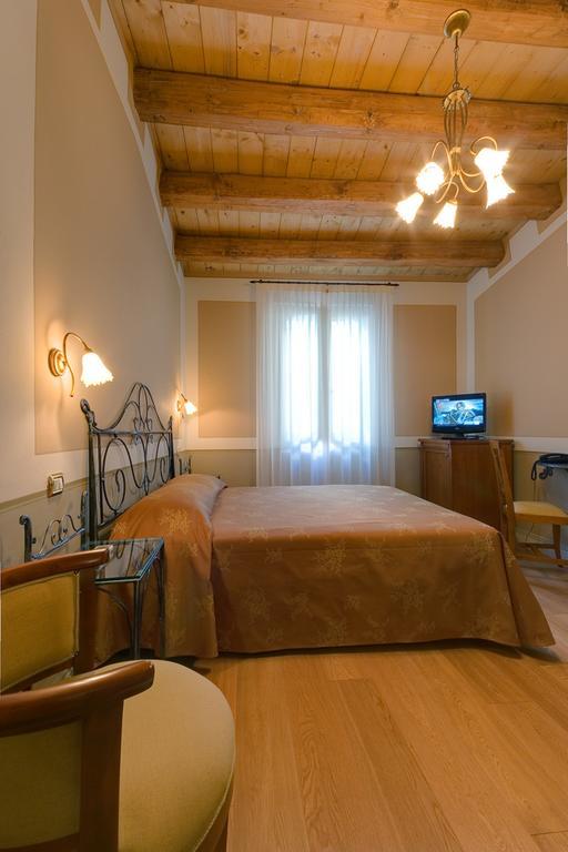 Il Vicolo Relais Bed & Breakfast Sirolo Cameră foto